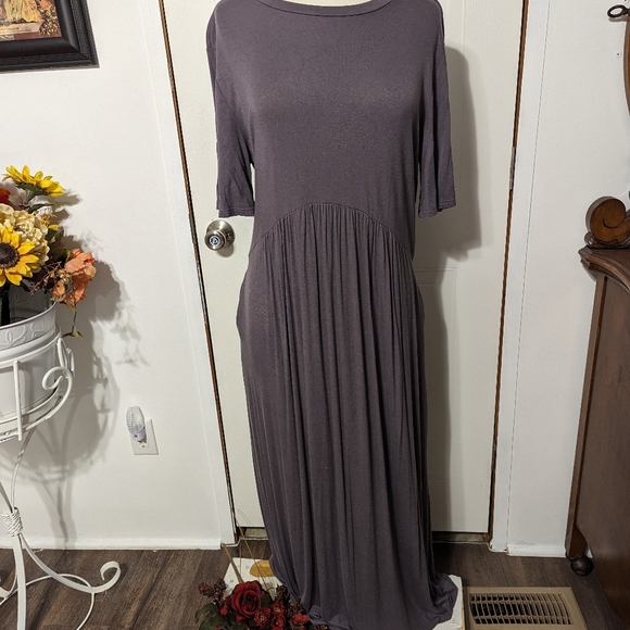 Sign Here. Maxi Dress c200 - Picture 8 of 10